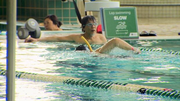 As demand for swim lessons increases in Metro Vancouver, some turn to private pools