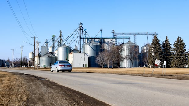 Employers in Morden-Winkler manufacturing hub planning to pivot, prioritize workers amid tariffs