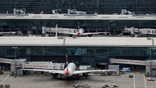 Huge fire closes U.K.'s Heathrow Airport, disrupting hundreds of flights