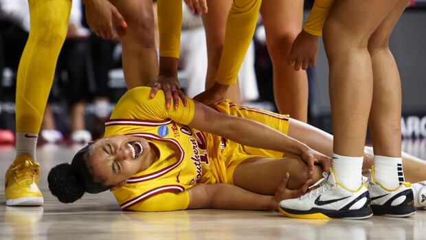 'Generational talent' JuJu Watkins sustains season-ending knee injury during March Madness game