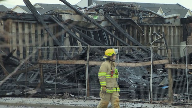 Large fire destroys 4 newly built vacant townhouses in Markham