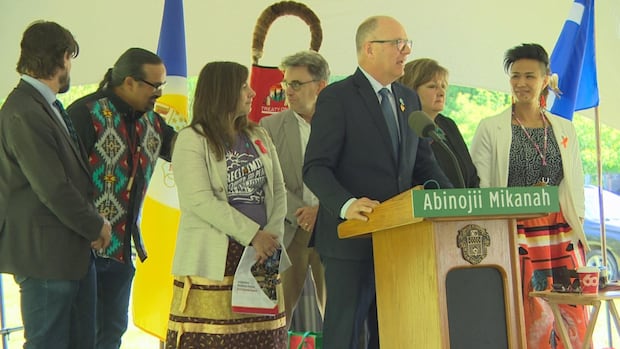 City renaming committee needs return its focus to Indigenous place names, Winnipeg councillor says