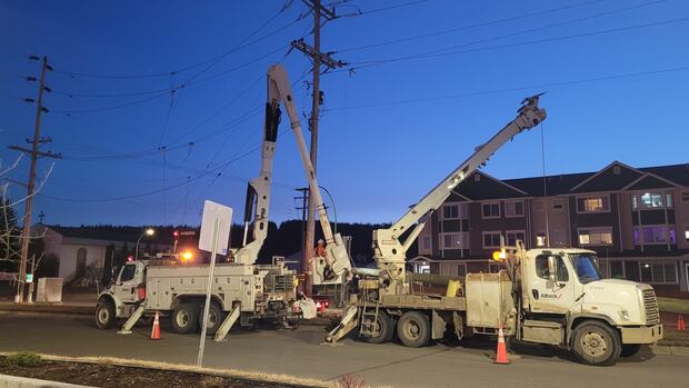 B.C. Hydro reviewing comms plan after 10-hour planned outage doesn't materialize, prompting confusion
