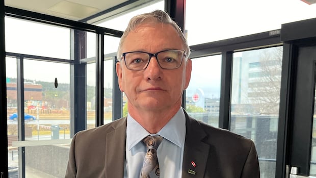 NAPE cuts all travel to U.S. in solidarity with Canadian unions, says president