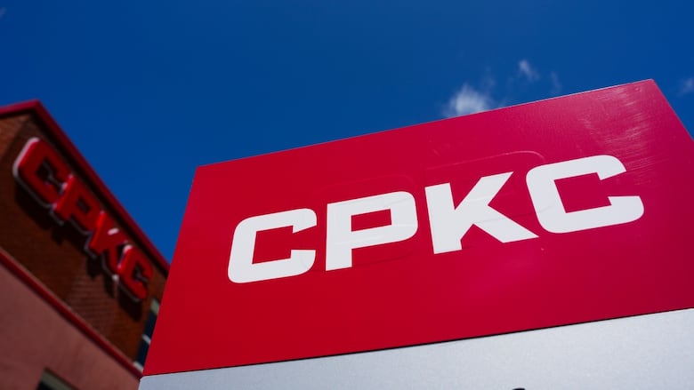Unifor says it has filed for conciliation successful  its declaration  talks with railway institution  Canadian Pacific Kansas City Ltd. Signage is pictured astatine  a Canadian Pacific Kansas City (CPKC) railyard successful  Smiths Falls, Ont., Thursday, Aug. 22, 2024. 
