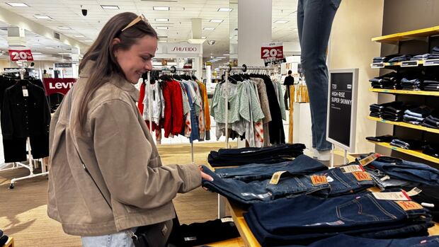 London shoppers rush to stock up and say goodbye at Hudson's Bay liquidation sales