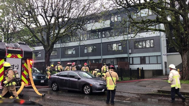 Vancouver firefighters knock down blaze that threatened Strathcona apartment block