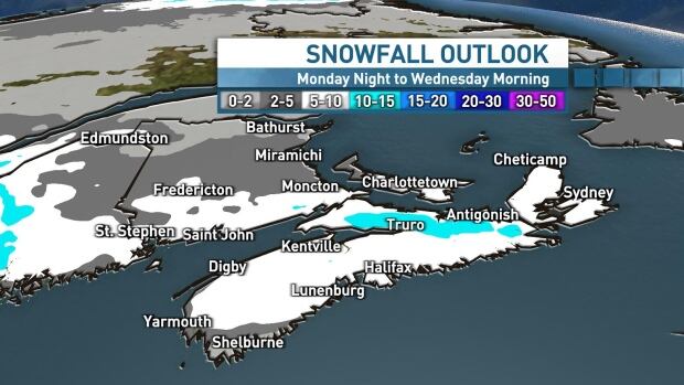 A map of Nova Scotia shows expected accumulations of snow.