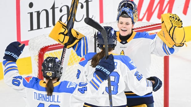 Canadian goaltender Kristen Campbell to get 1st world-championship start