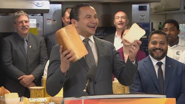 Manitoba spends 'a whole lotta bread' to find new markets for cereal grains during tariff war