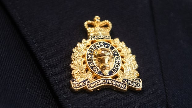 2 dead after house collapses on small B.C. island