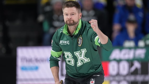 McEwen outscores Dunstone in early draw at Grand Slam of Curling event in Toronto
