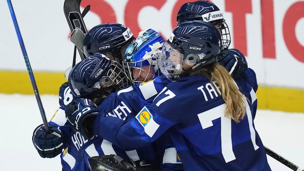 Finland beats Sweden to reach semifinals at women's hockey worlds
