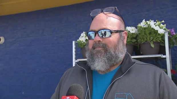 Can the NDP hold onto its fortress Ontario riding of London-Fanshawe? Voters weigh in