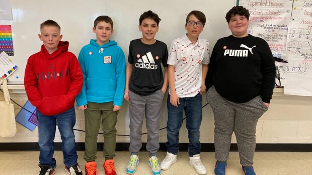 Longer recess and cafeteria microwaves top issues in northern Ontario elementary school election