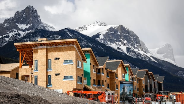 New tax targeting empty homes in Canmore stirs divisions in mountain town