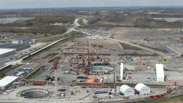 Ford glad list of 'nation-building projects' includes Darlington's small nuclear reactors | CBC News