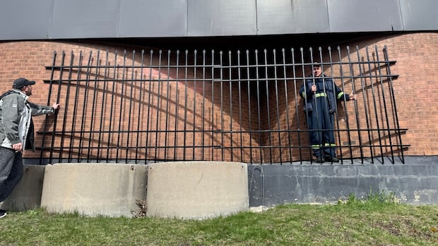 Sudbury church to install fence amid ongoing drug use, vandalism outside