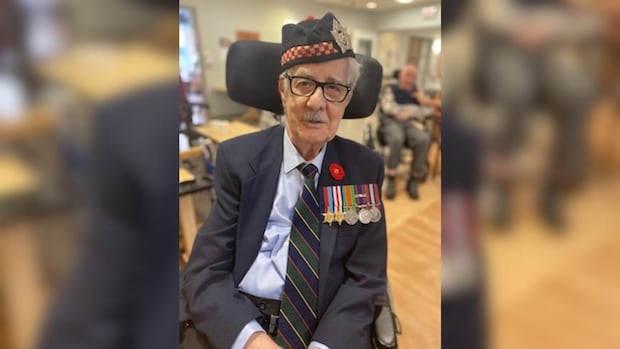 Last known surviving WWII vet from Hamilton regiment celebrates 104th birthday