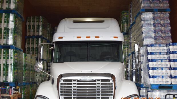 3 men face charges over stolen beer, food and toilet paper, say Burnaby RCMP