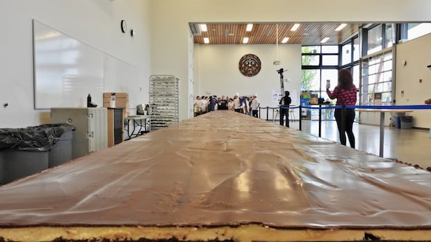 Vancouver Island University students make world's largest Nanaimo bar