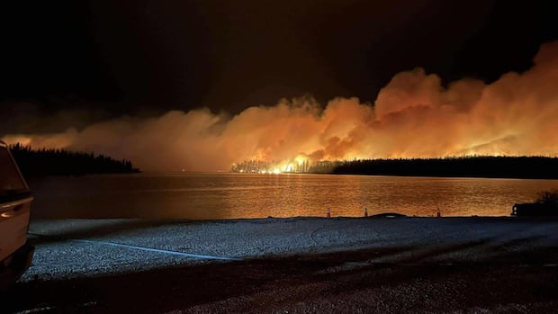 Drizzle in northern Manitoba not enough to quench wildfires as community leaders hope for downpour