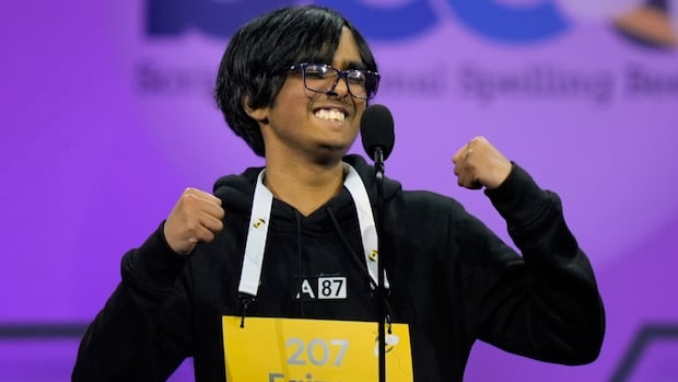 13-year-old Texas showman who refused to take hints wins Scripps spelling bee with 'eclaircissement'