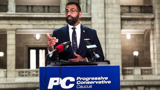 Pride Winnipeg disappointed with PCs after Official Opposition skips out on parade