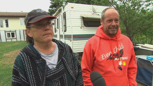 Some Manitoba wildfire evacuees say they're still waiting for promised financial help