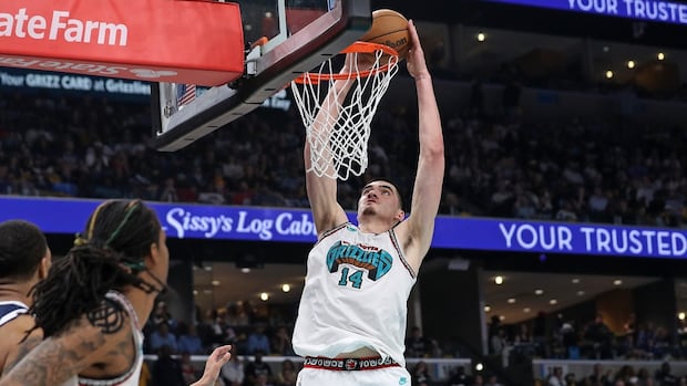 Grizzlies' Zach Edey will have surgery after re-spraining his left ankle