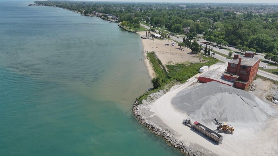The sudden drop off on the western edge of Sandpoint Beach can be seen in this drone photo.