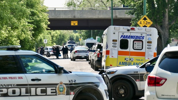 Man, 36, charged after nearly 10-hour police standoff at Disraeli Bridge
