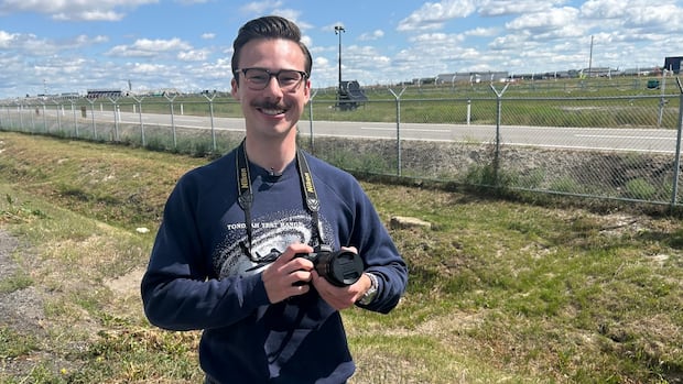 'Gold standard': Plane spotters in Calgary hope for glimpse of Air Force One at G7