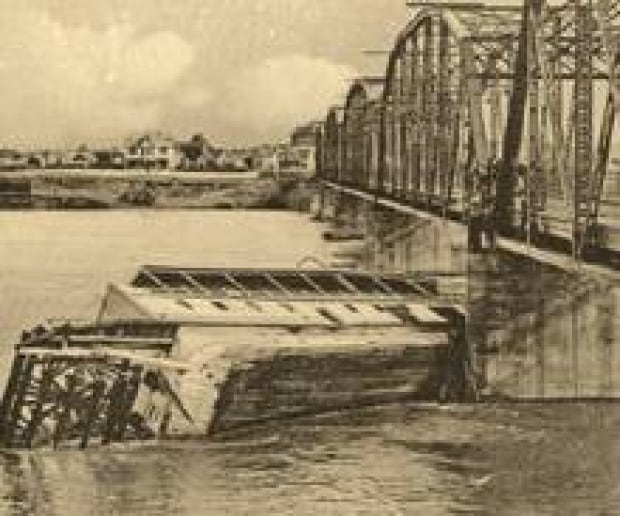 sk-river-wreck080908