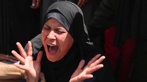 As death toll mounts, Gazans make life-risking journeys to seek food, aid