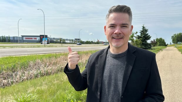 Footbridge would link growing northeast Edmonton neighbourhoods to shops, councillor says