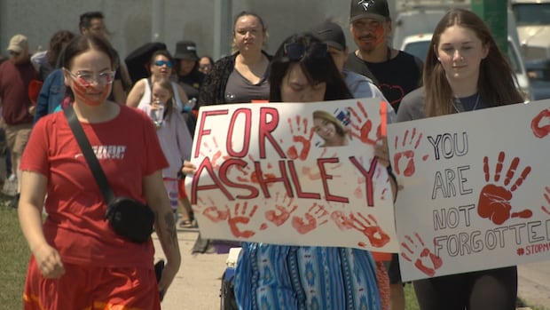 'We're bringing Ashley back,' mother says at memorial walk 1 year after 28-year-old's death
