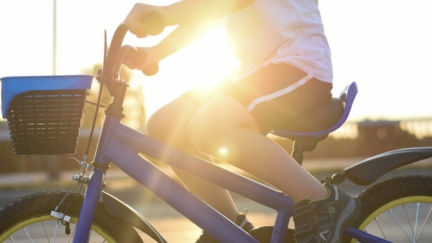 Parents are pressured to give kids an '80s summer. Are we wearing nostalgia blinders?