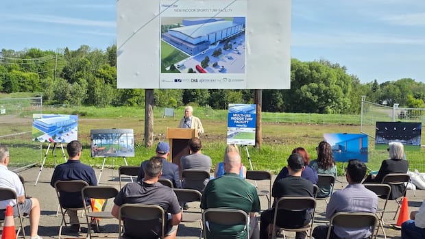 City of Thunder Bay breaks ground on indoor turf facility