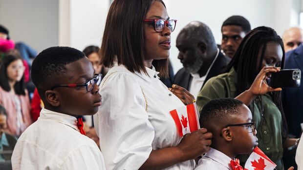 Dozens become new Canadians on Canada Day in Manitoba