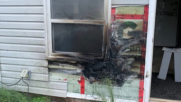 Window box fire sparks warning about dry peat moss, mulch near homes