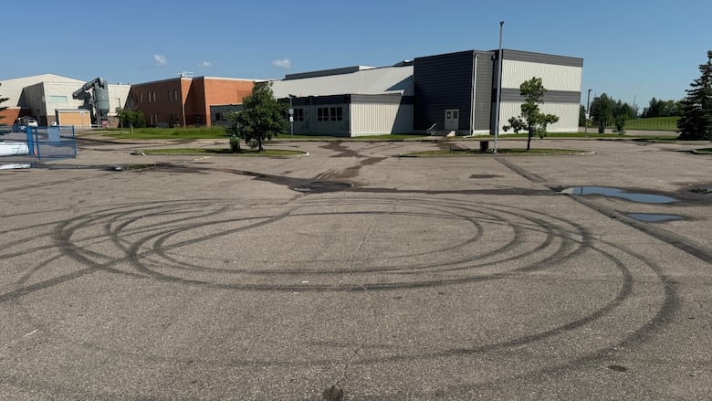 tire skid marks