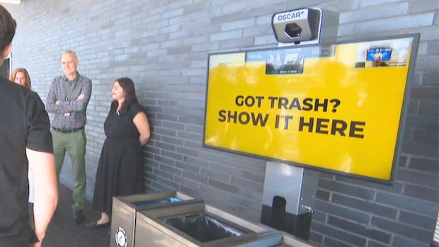 How this Toronto airport is using AI to help reduce garbage waste | CBC News