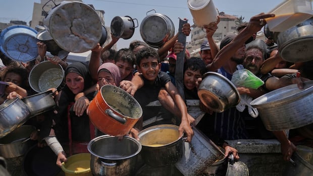 Israel resumes Help Gaza relieves days after criticism from agencies over the pain of hunger Israel resumes Help Gaza relieves days after criticism from agencies over the pain of hunger