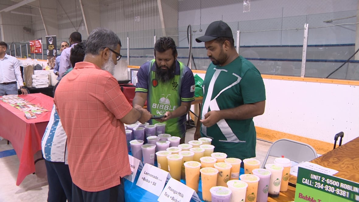 Adbur Rahim, who owns Bubble Wave tea in the Charleswood neighborhood, said his business offers the only halal-friendly bubble tea in town.