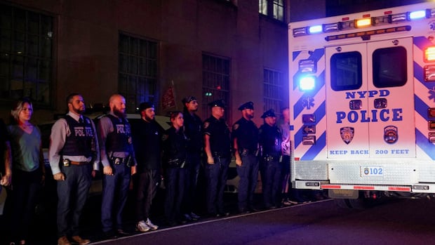 Shooting Menhattan skyscraper leaves 5 dead, including shots