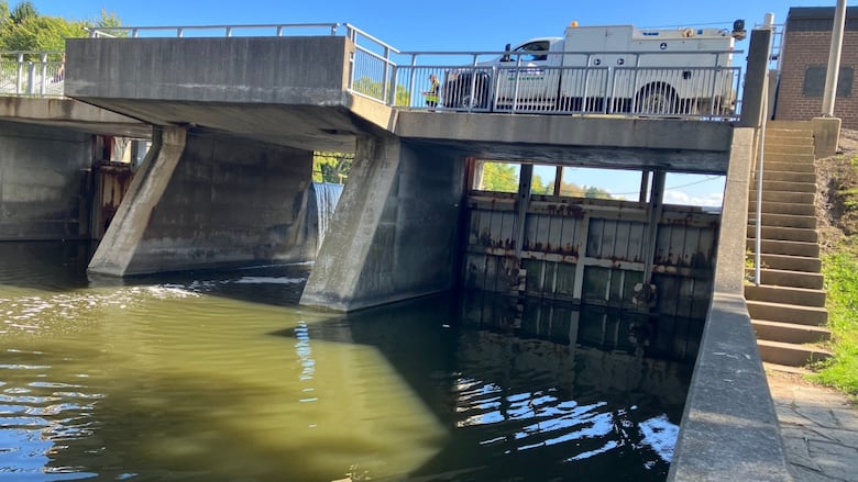 During a heavy rain storm on Thursday, July 24, the RT Orr Dam automatically opened to prevent flooding, but when it attempted to shut itself again shortly after, it was stuck.