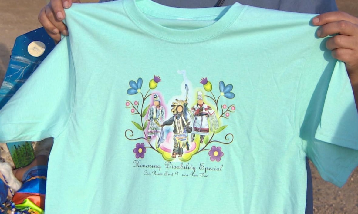 A picture of a T-shirt.