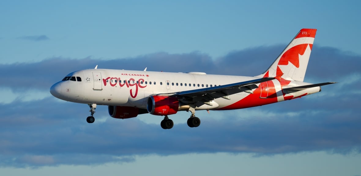 A plane that says "ROUGE" on the side is shown flying. 