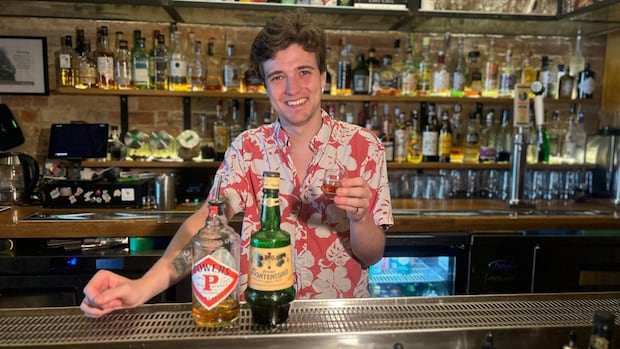 As U.S. whisky finally runs dry, Toronto bars pitch local dupes | CBC News